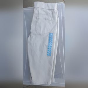 Ladies Sz 10 pull on shorts